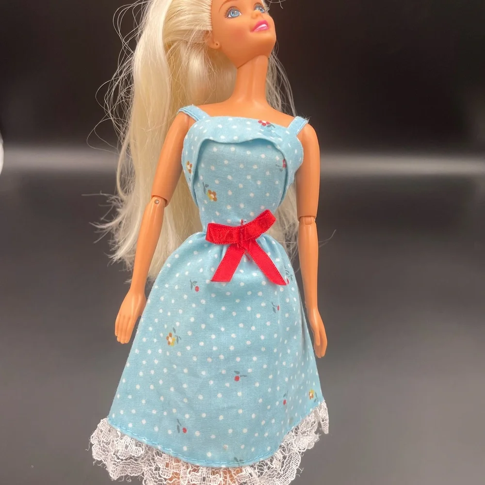 barbie vintage blue dress | Toys | Barbie 986 Polka Dot With Lace Trim Crinoline added for volume Barbie's Guinevere outfit replica creation